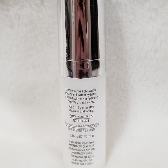 5/$25 NIB AMORE PACIFIC THE ESSENTIAL CREME FLUID - Picture 9 of 10